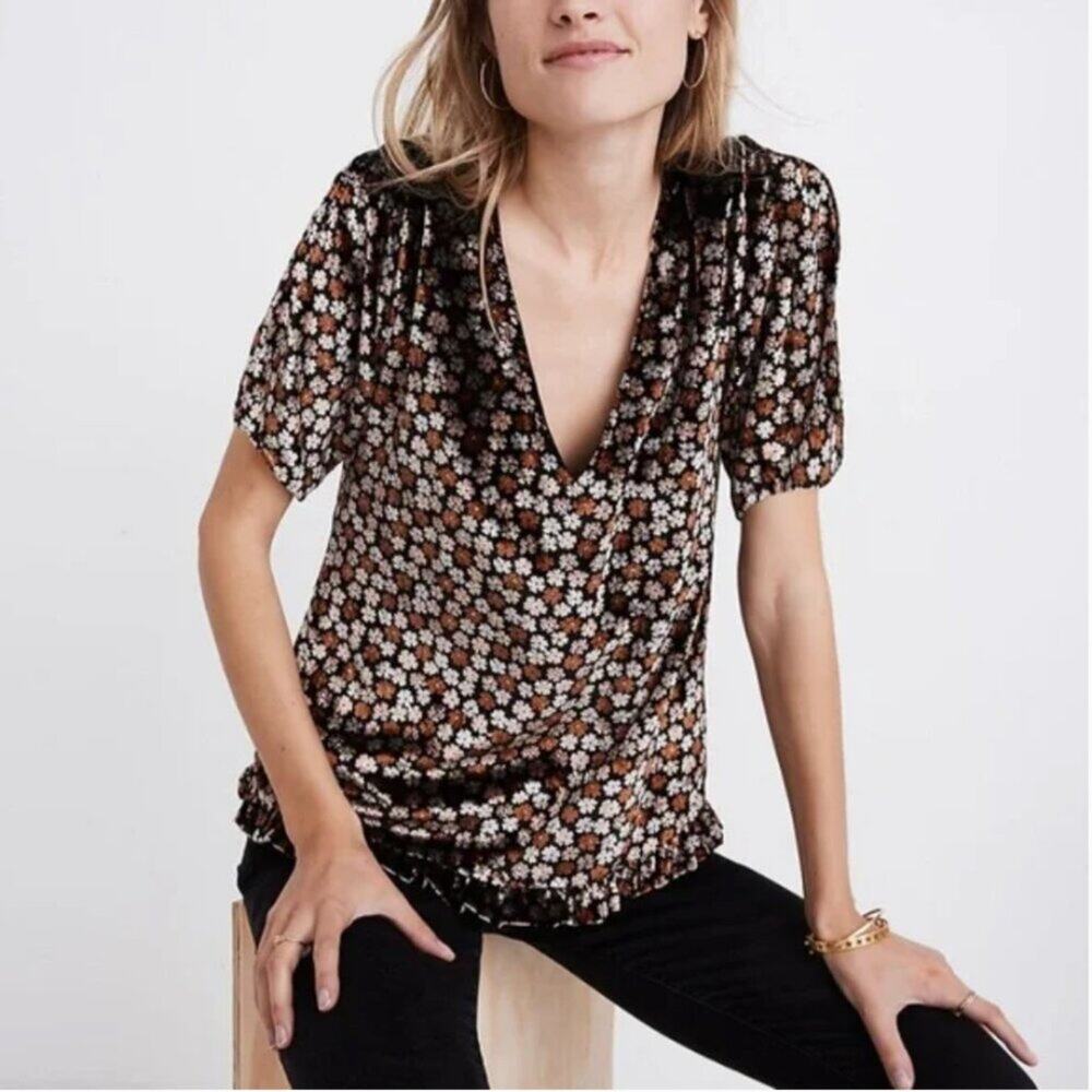Madewell Velvet Tulip-Sleeve Ruffle Top in Petite Blooms